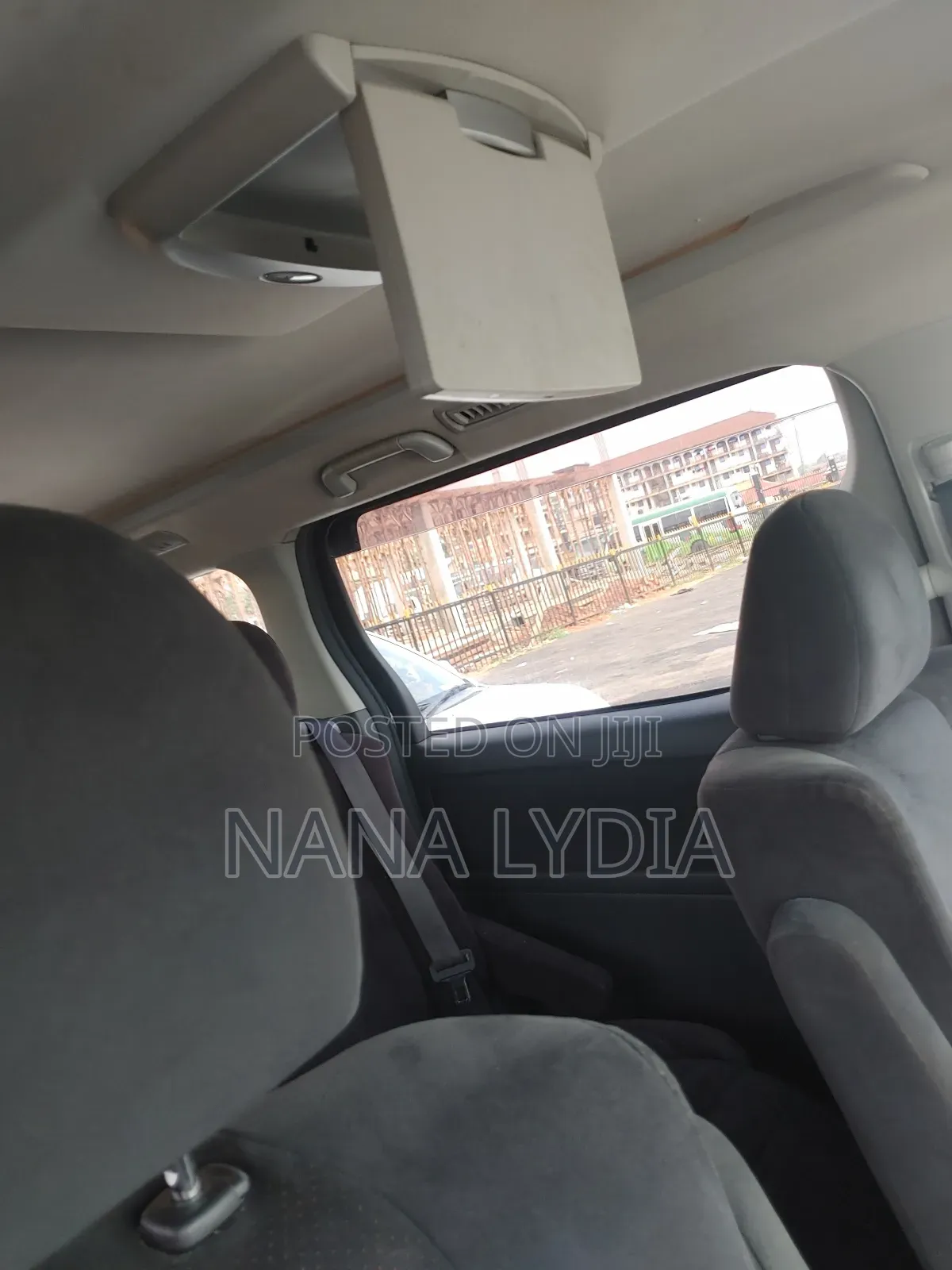 Toyota Alphard 2011 White