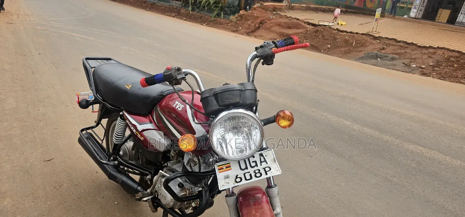 TVS HLX 125 2024 Red