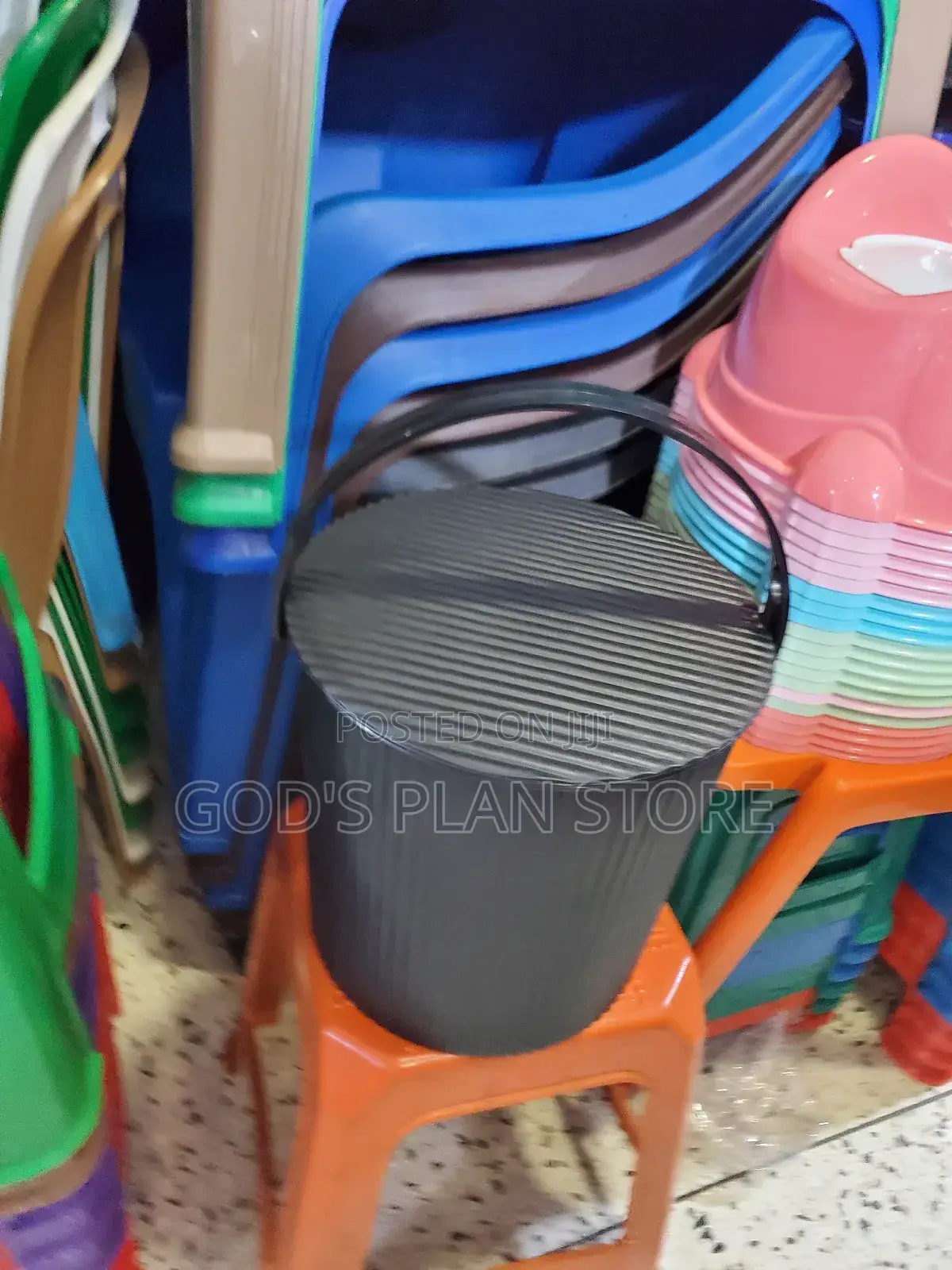 Black Plastic Bucket Plastic Bucket
