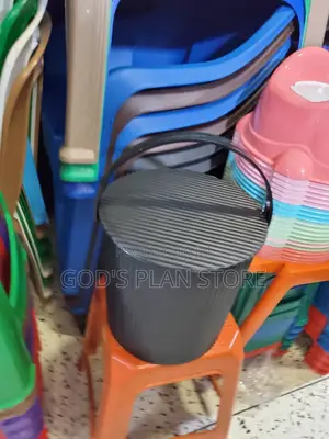 Black Plastic Bucket Plastic Bucket