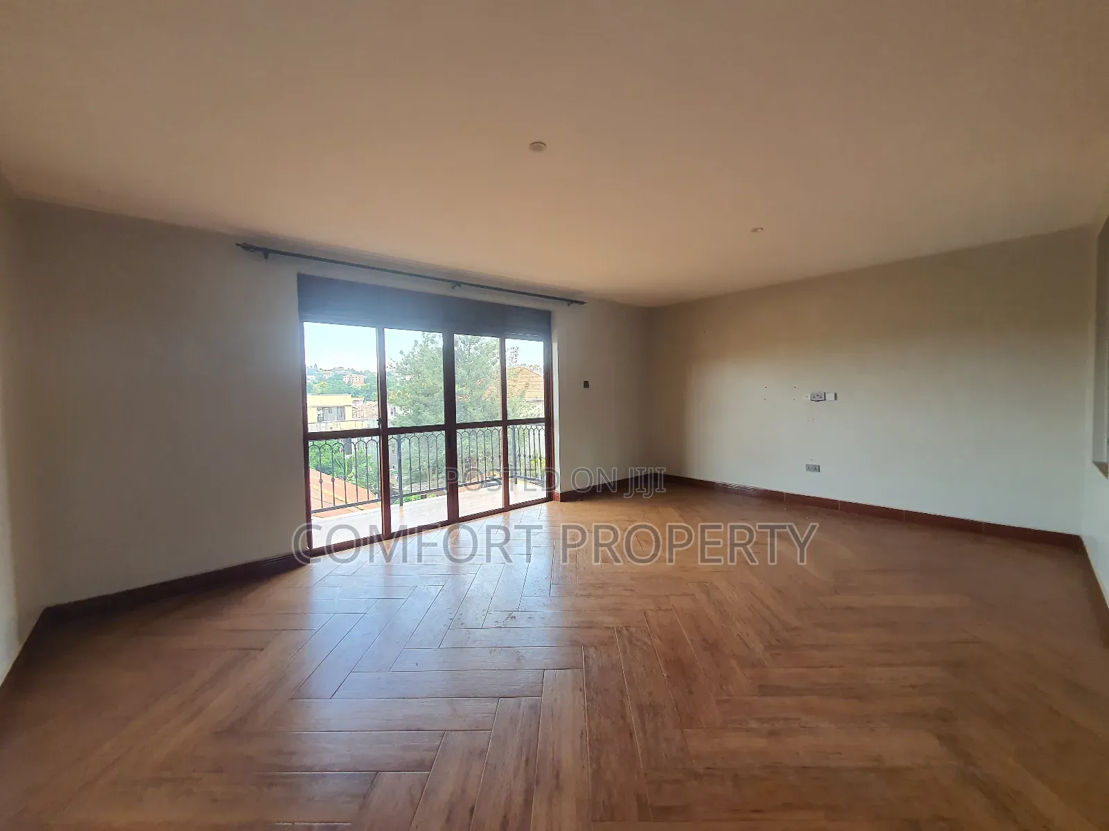 4bdrm Apartment in Bunga, Makindye for rent