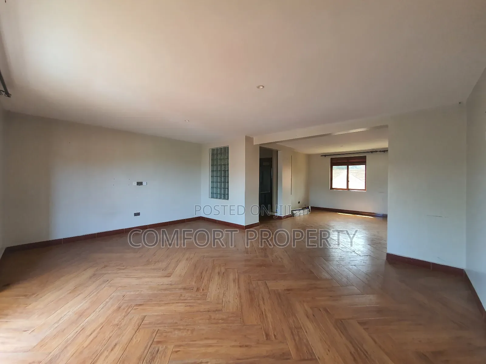 4bdrm Apartment in Bunga, Makindye for rent