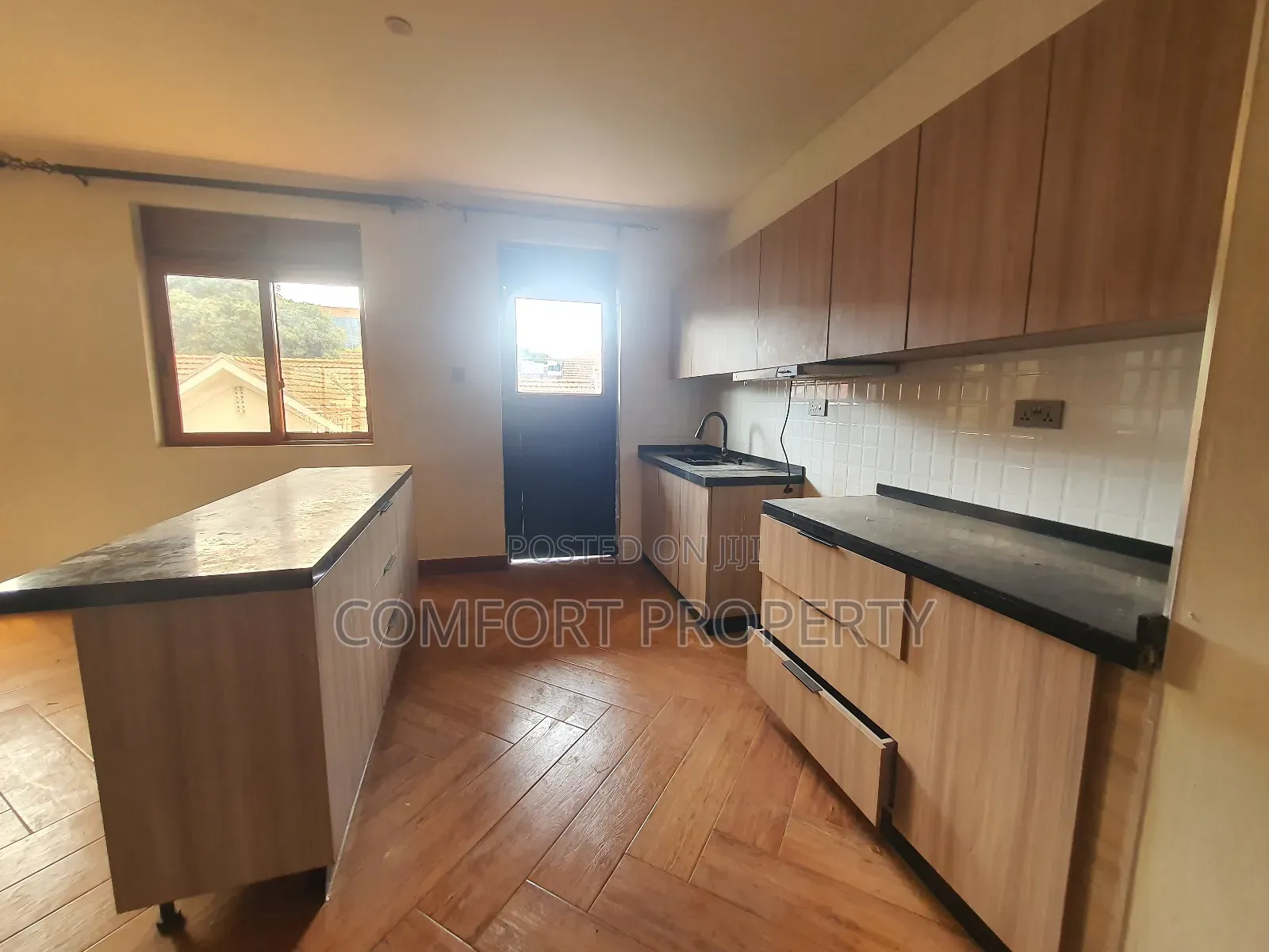 4bdrm Apartment in Bunga, Makindye for rent