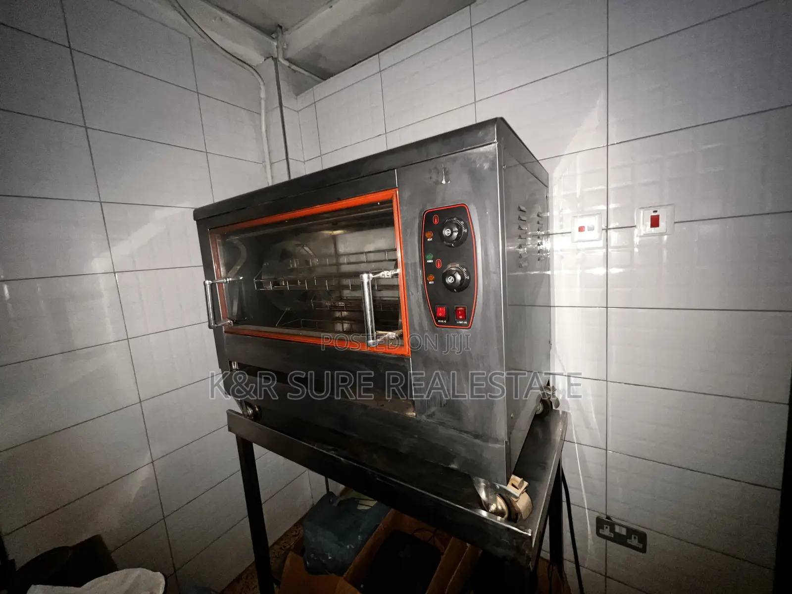 Chicken Roaster Used but Perfect Condition on Sale at 6m