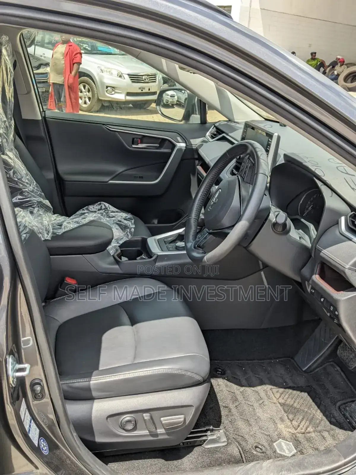 Toyota RAV4 2020 Gray