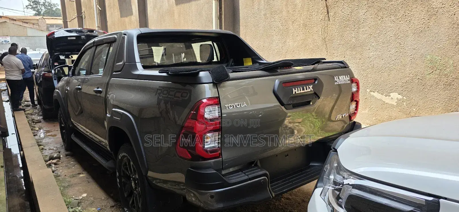 New Toyota Hilux 2025 Brown