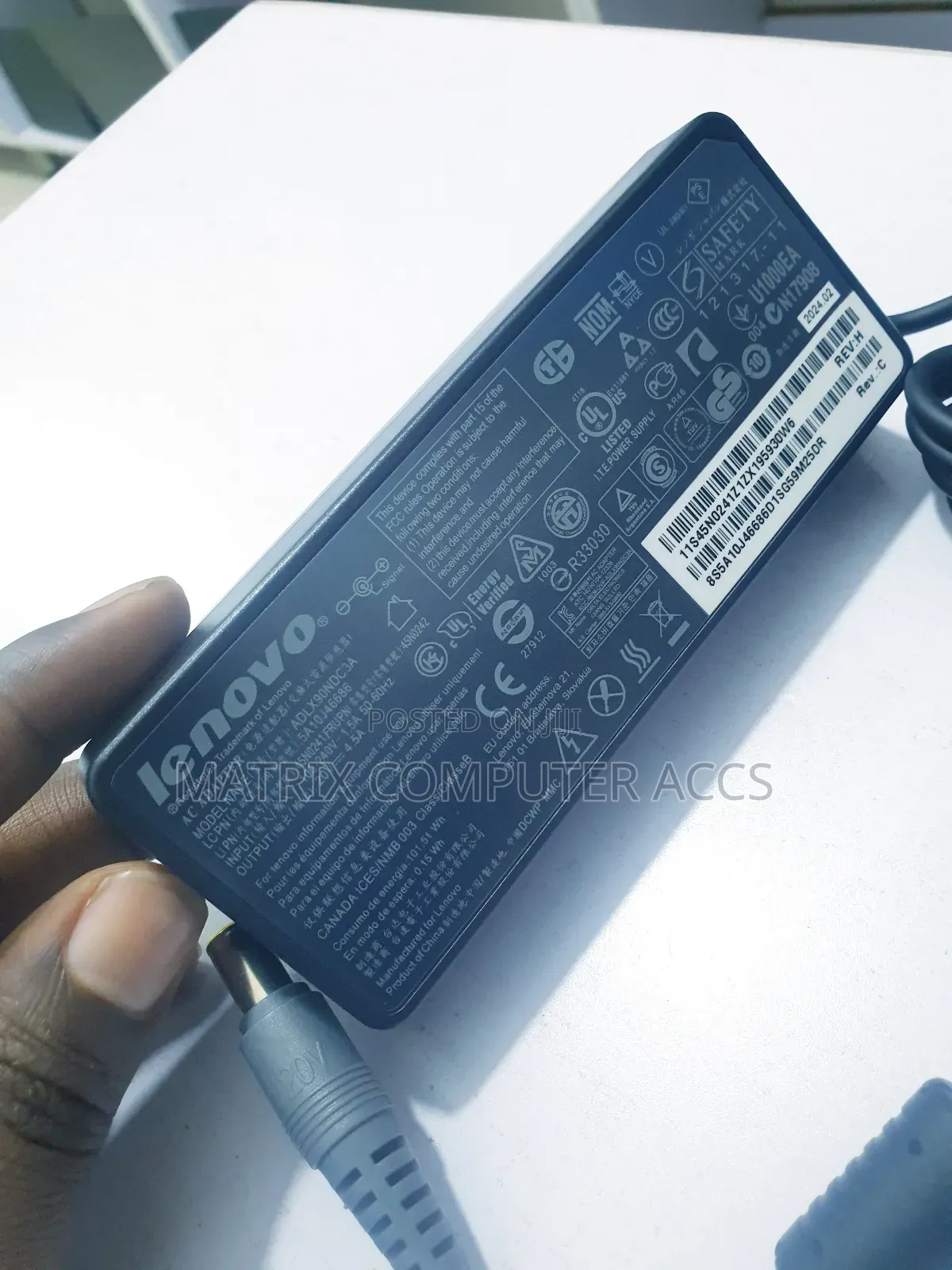 Lenovo Round Pin Charger