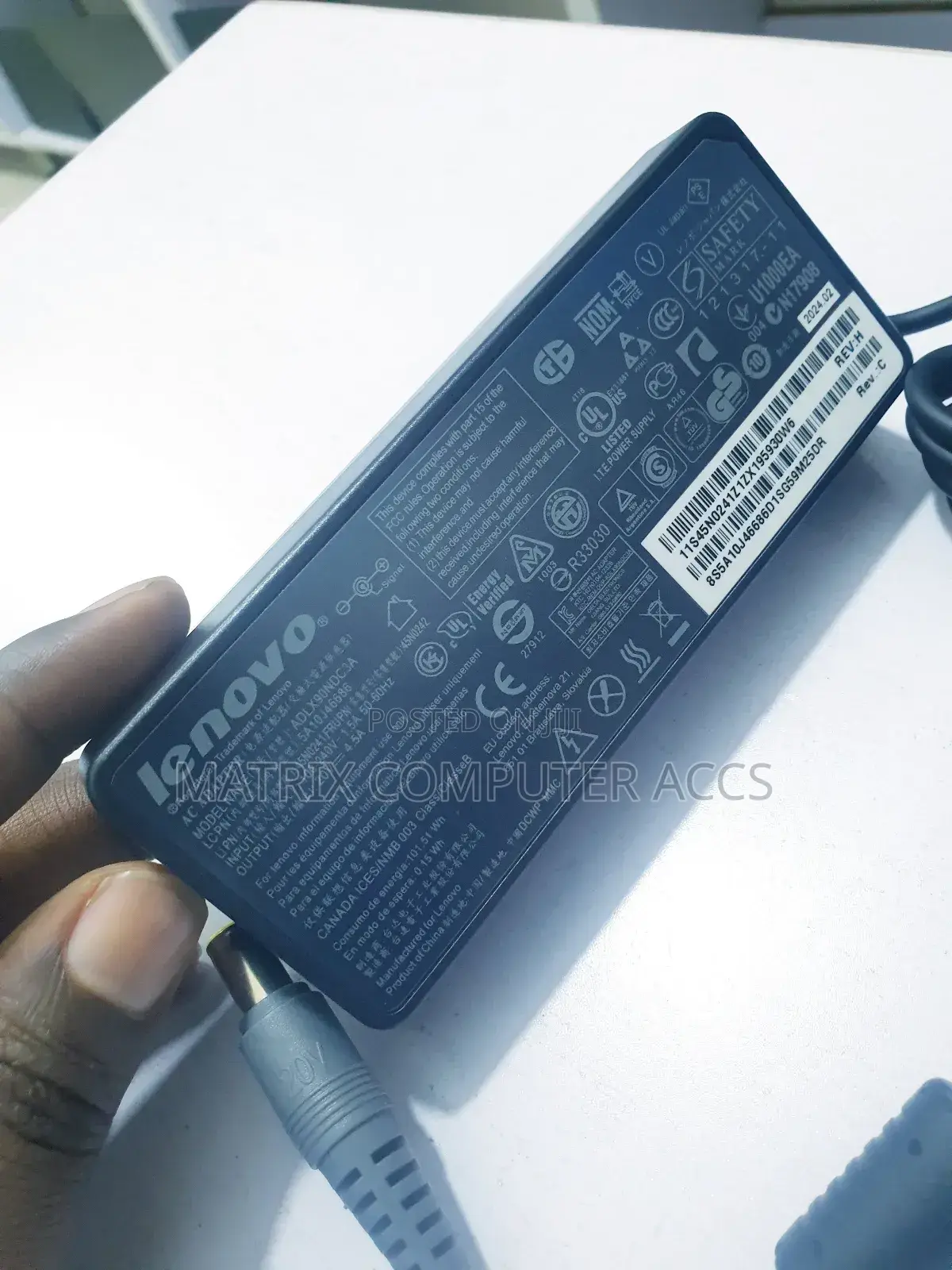 Lenovo Round Pin Charger