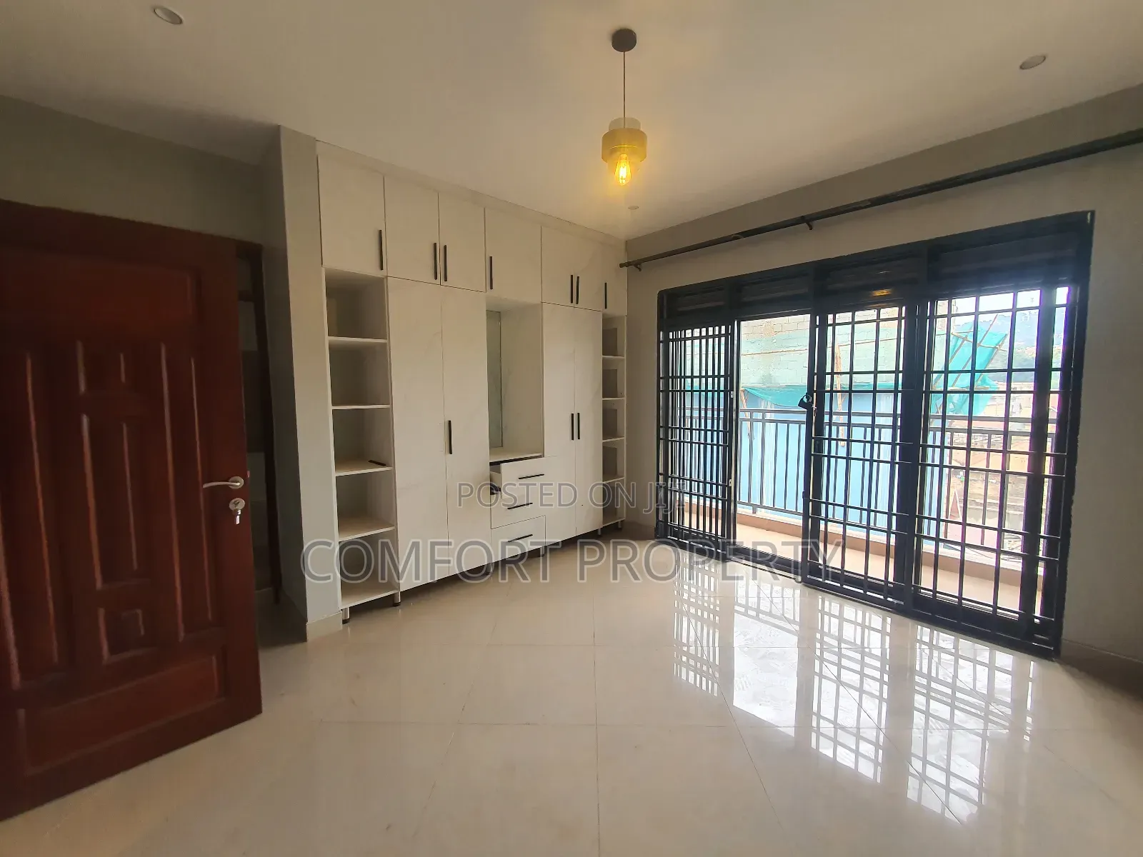 3bdrm Apartment in Bunga, Makindye for rent