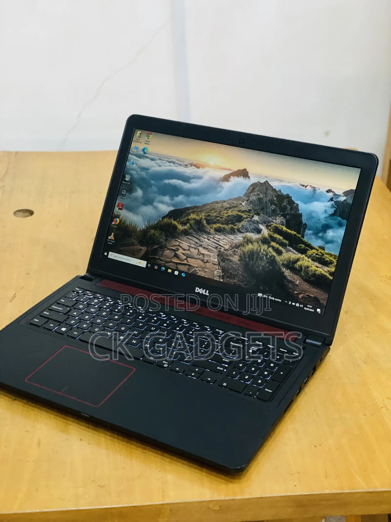New Laptop Dell Inspiron 7566 8GB Intel Core I5 HDD+SSD 500GB
