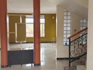 5bdrm Mansion in Central Division for sale