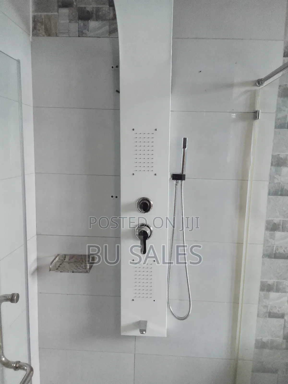 5bdrm Mansion in Central Division for sale