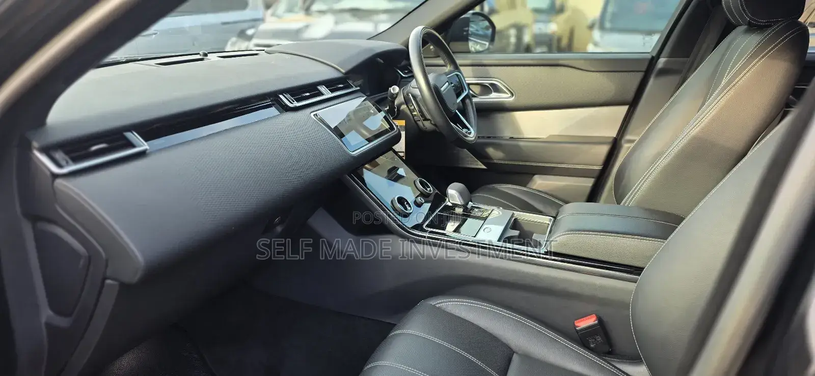 Land Rover Range Rover Velar 2021 Black