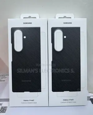 Samsung Galaxy Z Fold 7 Carbon Shield Case