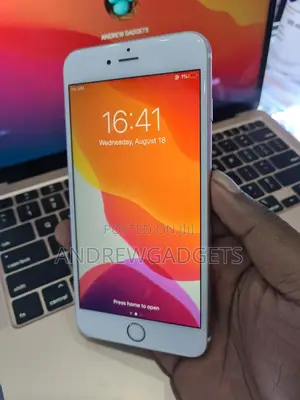 Apple iPhone 6s Plus 64 GB Rose Gold