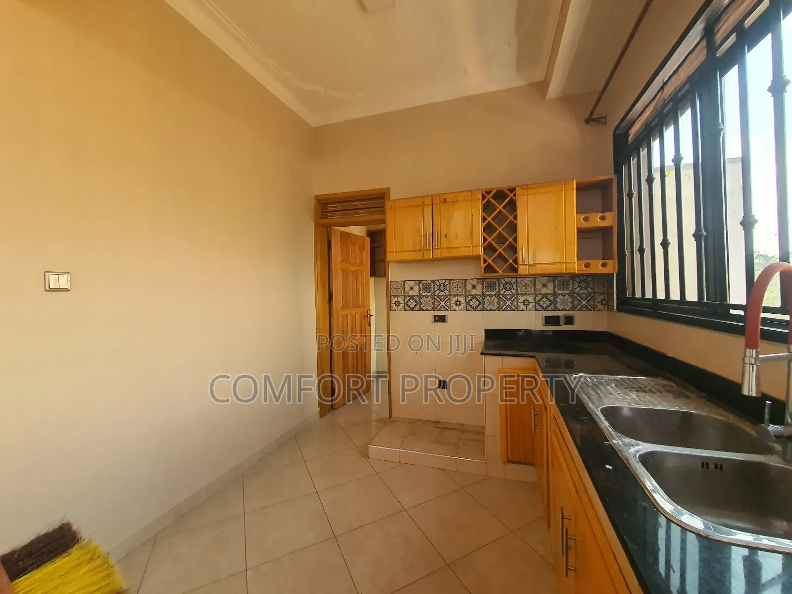 2bdrm Apartment in Muyenga, Makindye for rent