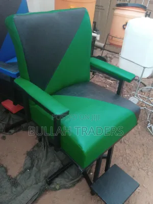 Photo - Saloon Chairs Barbers Chairs