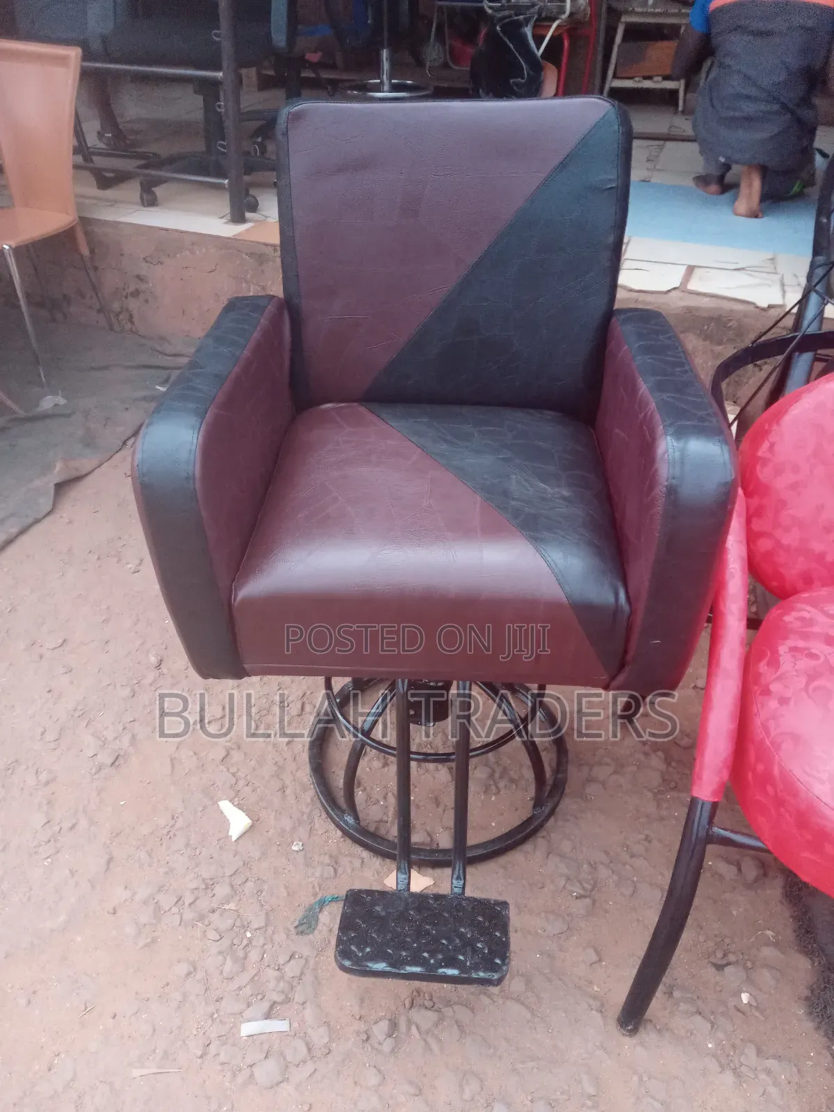 Barbers Saloon Chair Super Classy