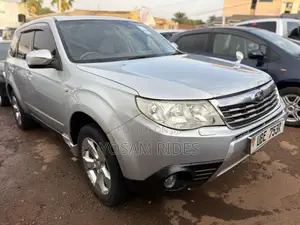 Photo - Subaru Forester 2.0 Sports 2008 Silver