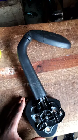 Fender / Baby Mirror for Hiace 2010 ( Drone)