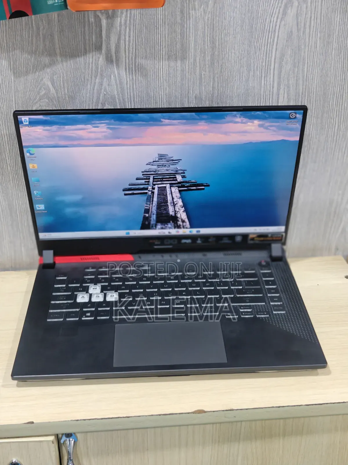 Laptop Asus ROG Strix G15 G512 16GB AMD Ryzen 9 SSD 1T