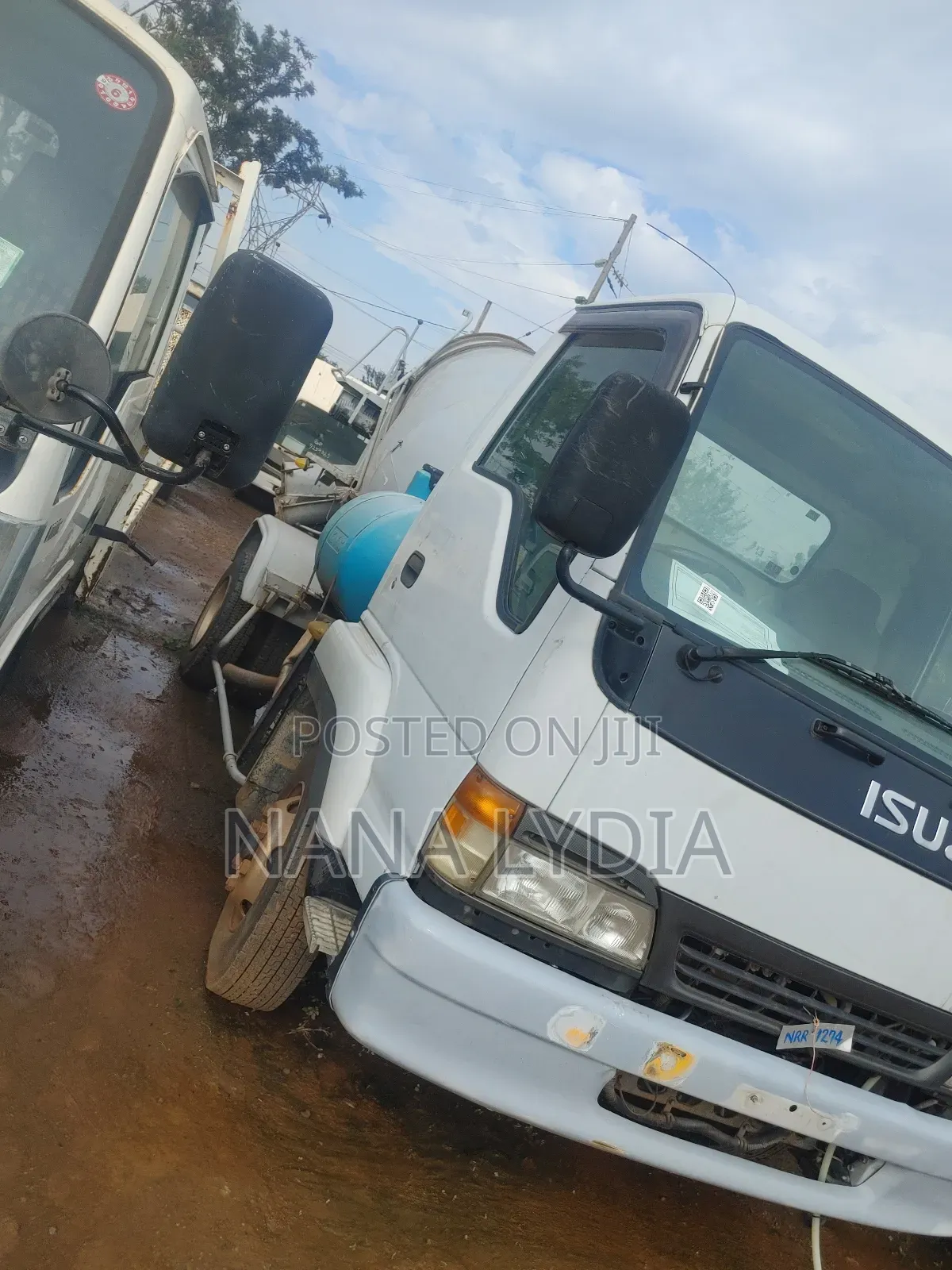 Isuzu Juston Sand Mixer