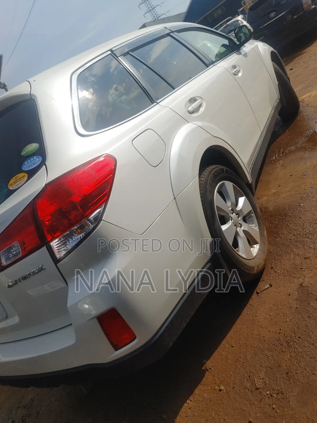 Subaru Outback 2012 White