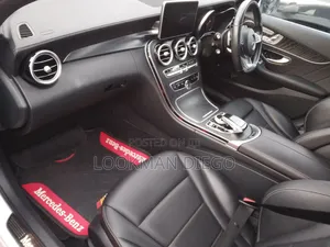 Mercedes-Benz C200 2020 White
