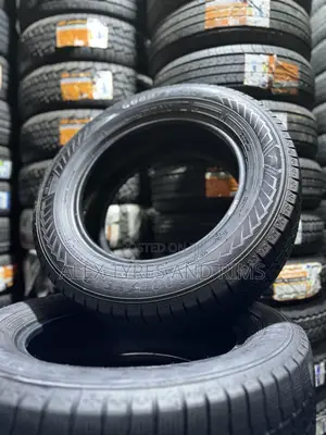 215/60r16 Good Year Tyres Japan