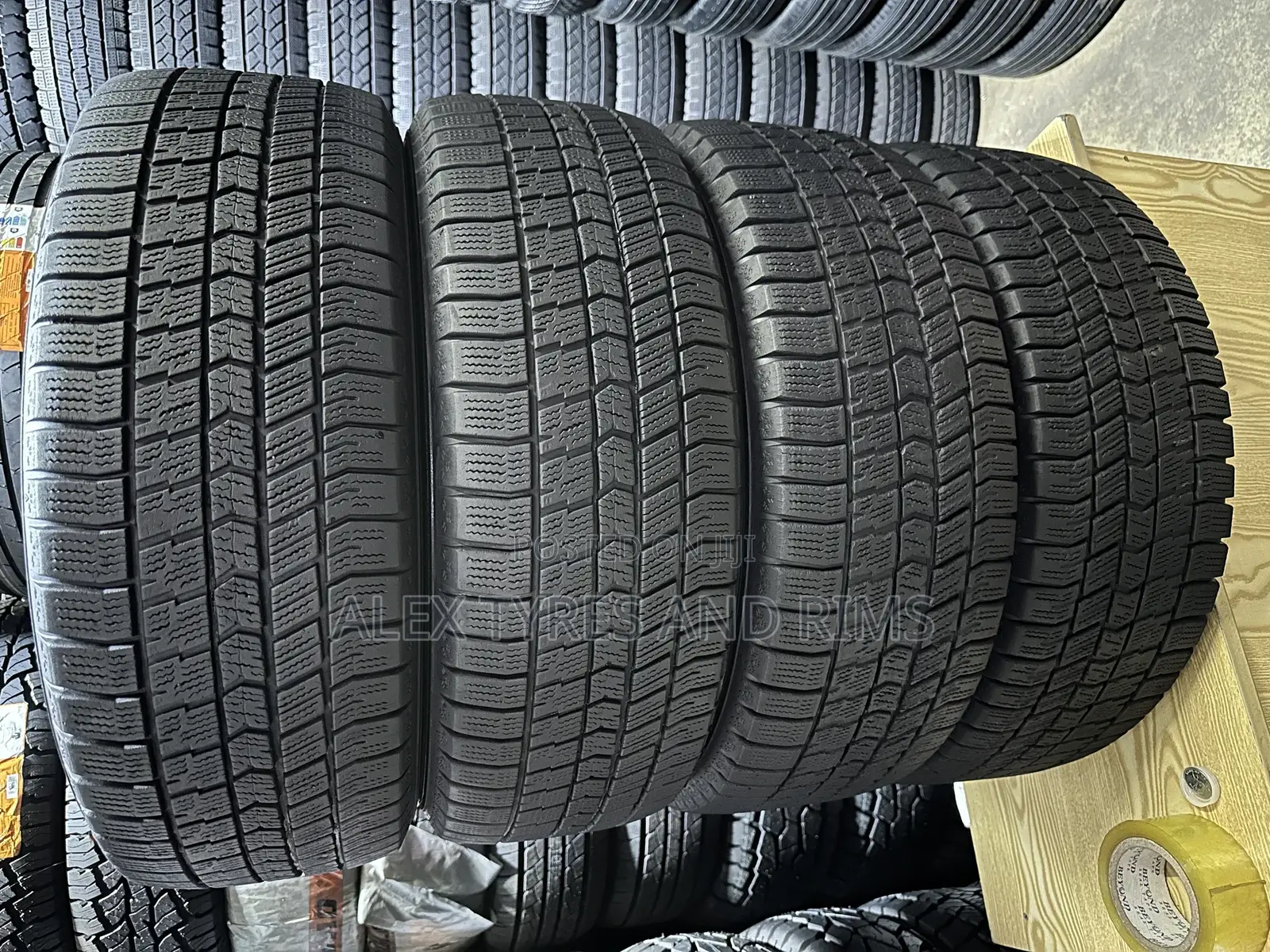 215/60r16 Good Year Tyres Japan