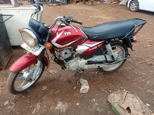 TVS HLX 125 2023 Red