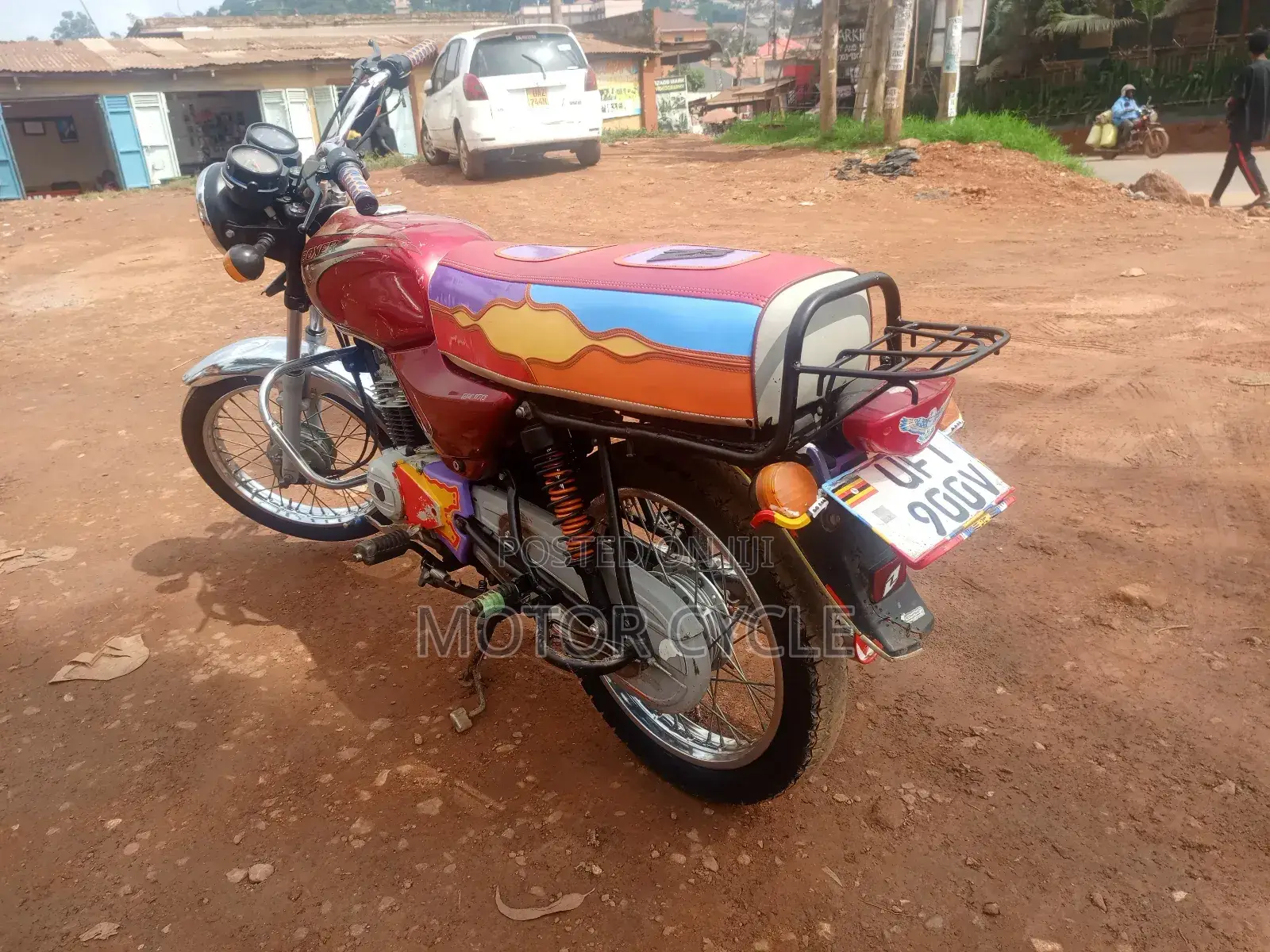 Bajaj Boxer 100 2024 Purple