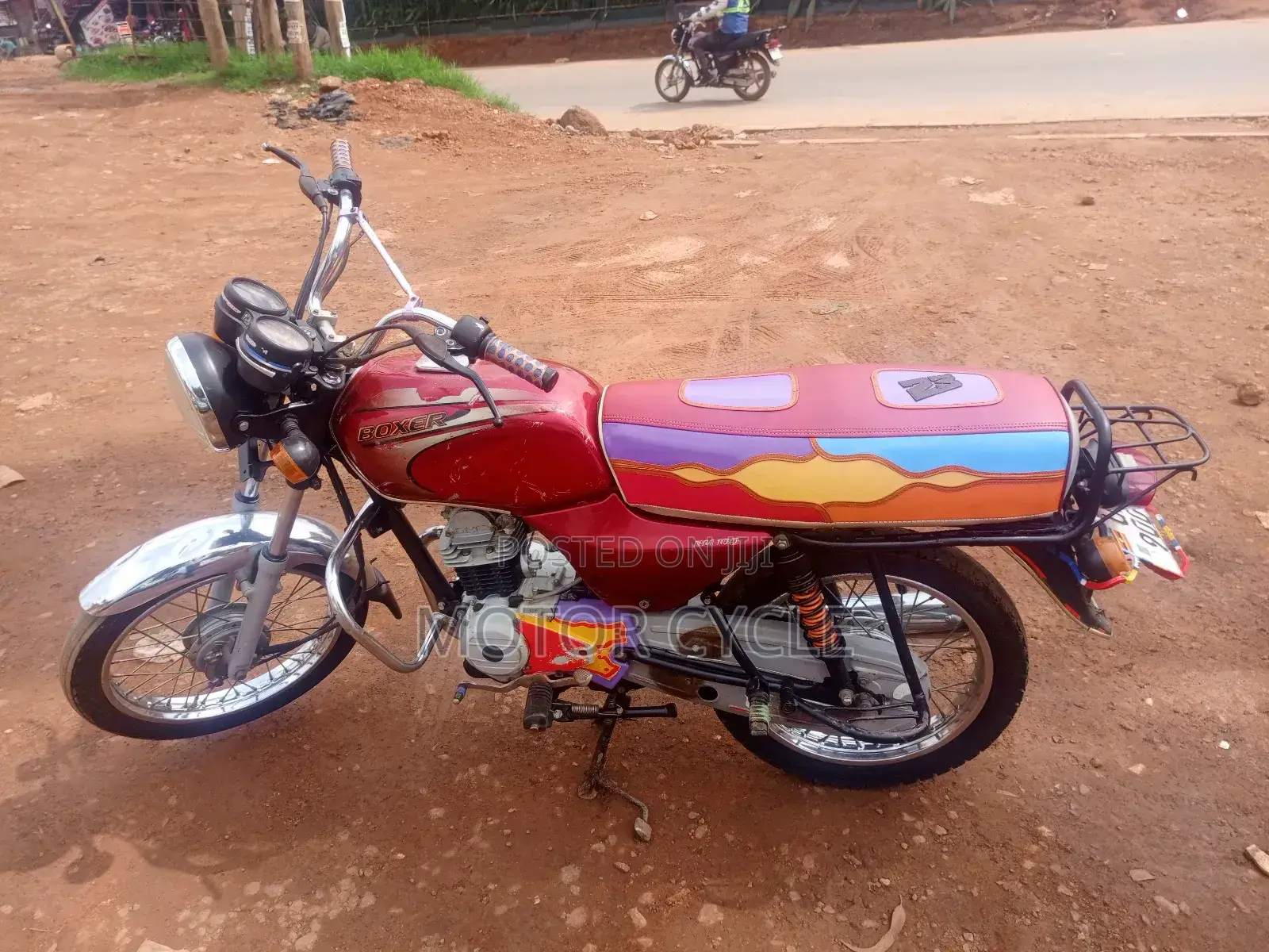 Bajaj Boxer 100 2024 Purple