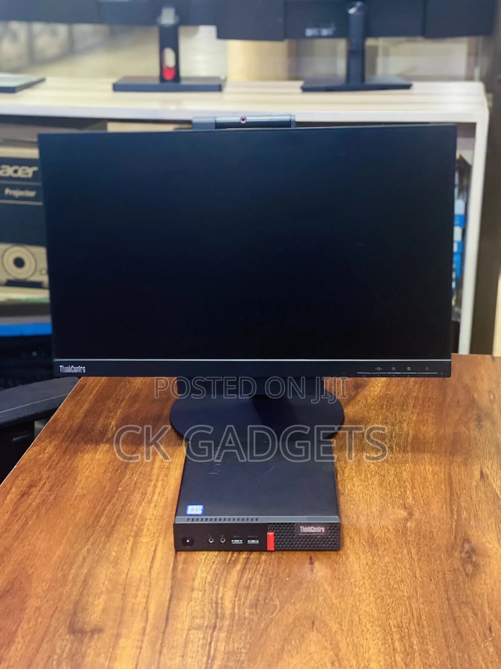 New Lenovo ThinkCentre M900 8GB Intel Core I5 HDD+SSD 500GB