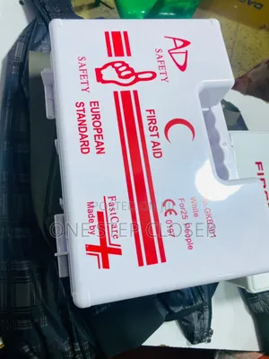 First Aid Kit For 25 Pepole European Standard