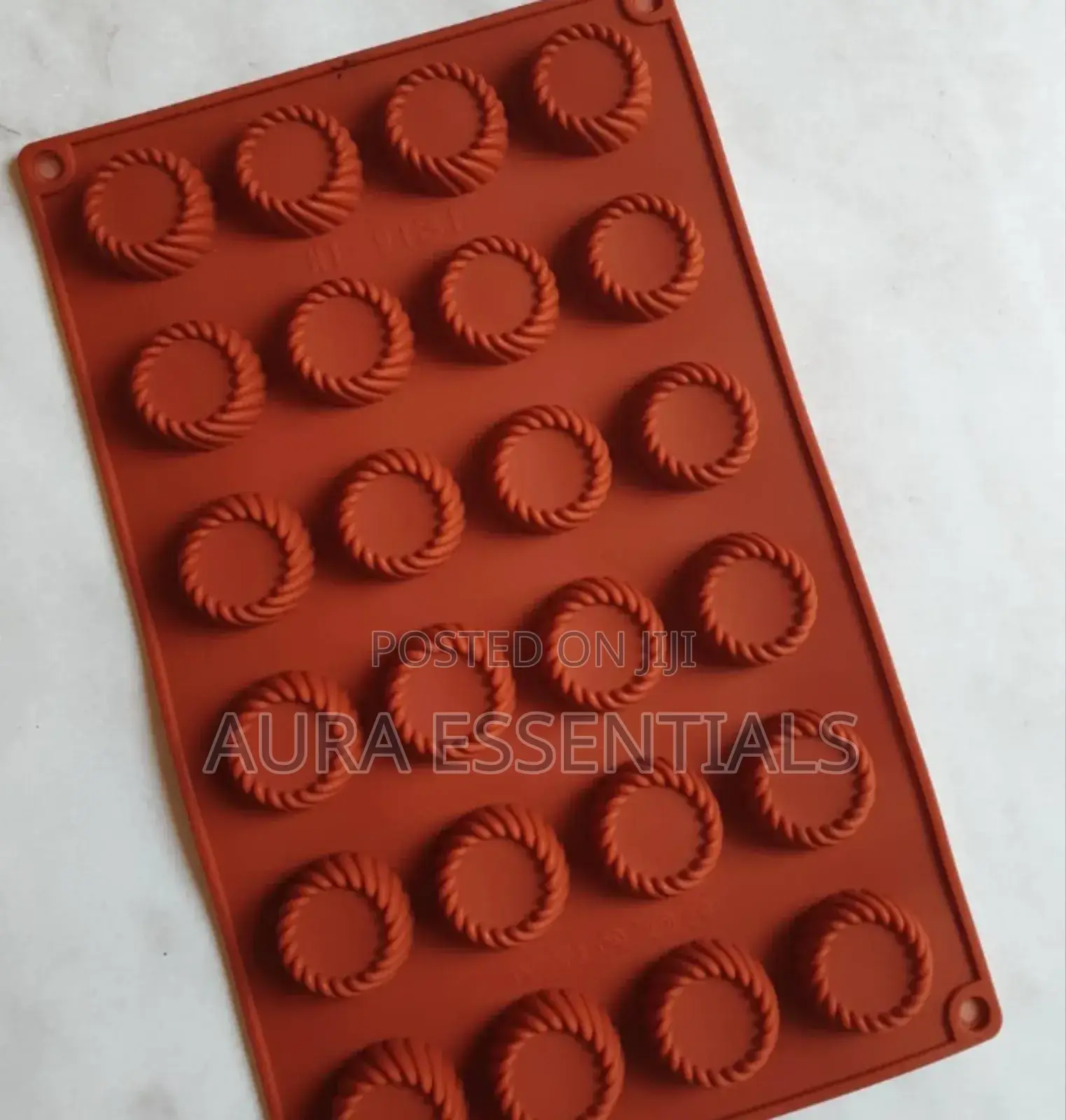 Silicone Round Swirl Tray Chocolate Fondant Mould