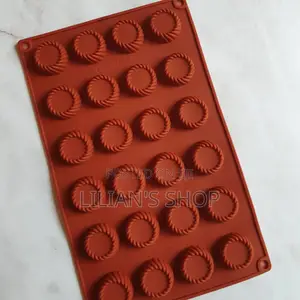 Silicone Round Swirl Tray Chocolate Fondant Mould