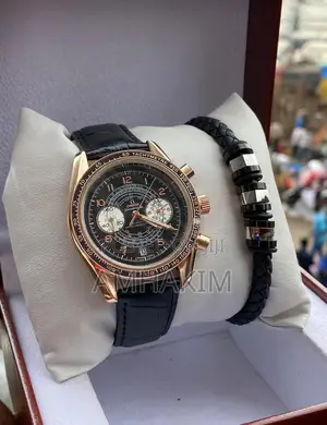 Photo - Classic Men's Omega Speed Master Chronograph in Stock