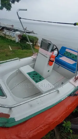 Photo - Speed Boat For Sell