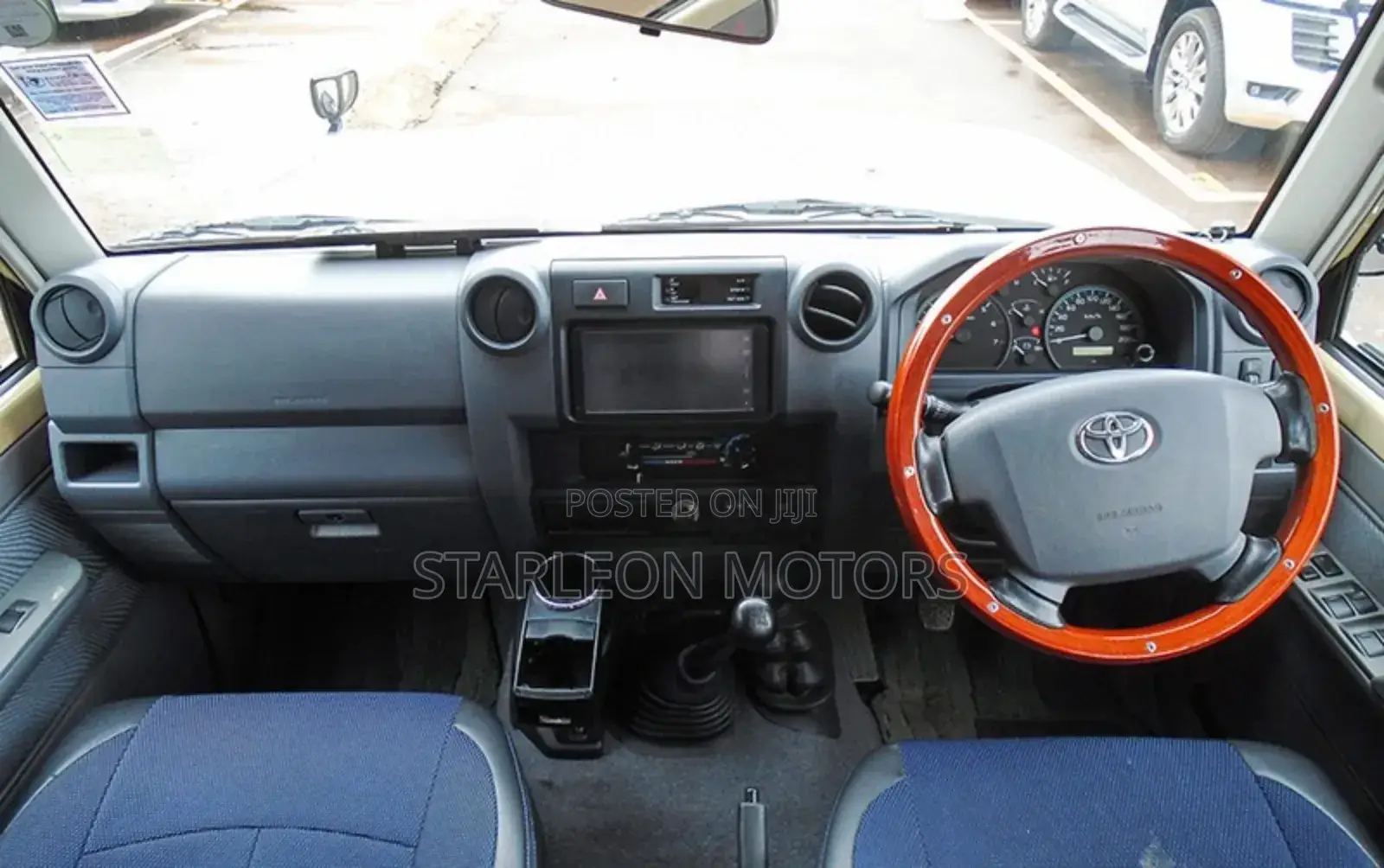 Toyota Land Cruiser Prado 4.0 V6 Dual VVT-i 2015 Gold