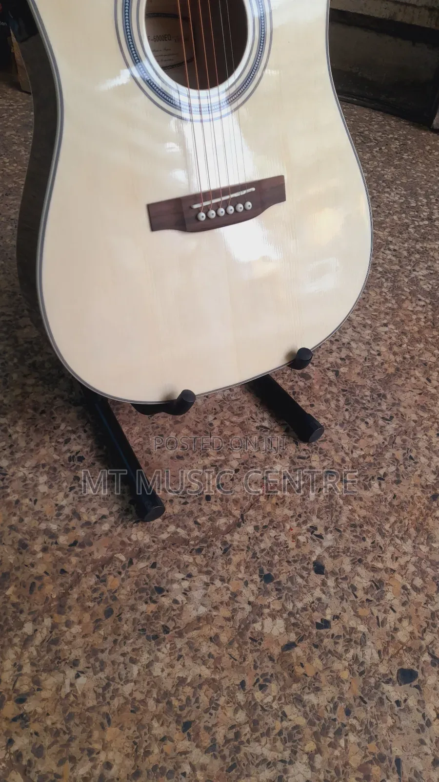Guitar Stand
