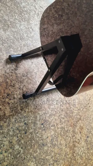 Guitar Stand