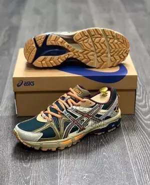 Classic Asics Gel Kahana 8 Sneakers in Stock