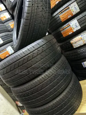 225/45r18 Good Condition Tyres
