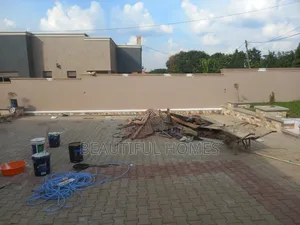 Furnished 4bdrm House in Kira for sale