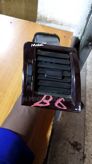 Toyota Noah and Voxy Dashboard Air Vent