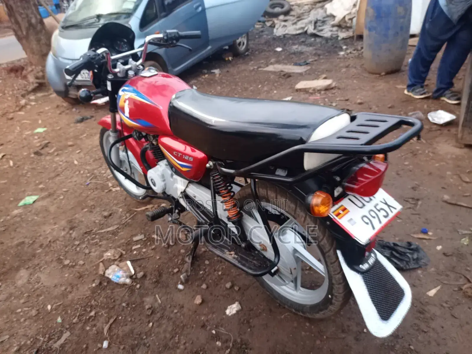 Bajaj Avenger 160 Street 2025 Red