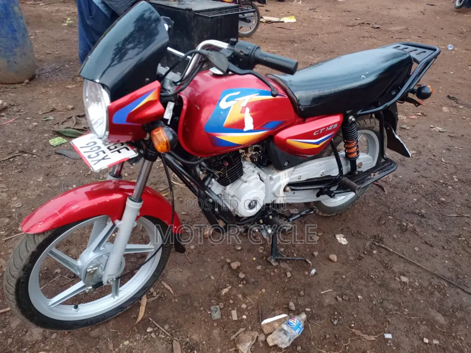 Bajaj Avenger 160 Street 2025 Red