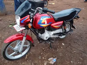 Bajaj Avenger 160 Street 2025 Red