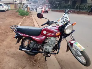 Bajaj Boxer 125 2023 Red